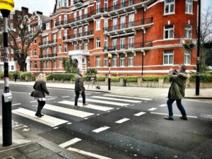 How to Cross the Street in the USA - Authentic Journeys