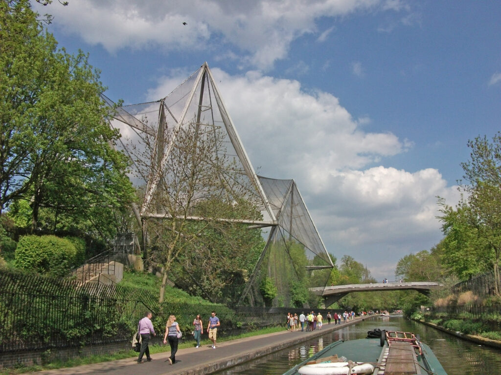 The Regent's Canal – River Tyburn to Camden - London Walks